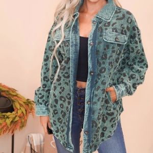 NWT BIBI Leopard vintage washed (teal) courdory shacket